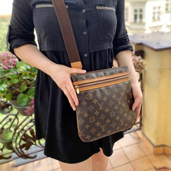 louis vuitton bosphore crossbody